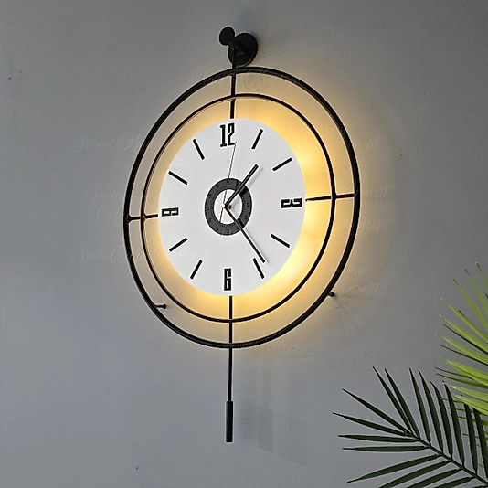 LED'li SİYAH Target Kristal (BÜYÜK BOY 50 X 75 Cm), Modern Dekoratif Metal Duvar Saati